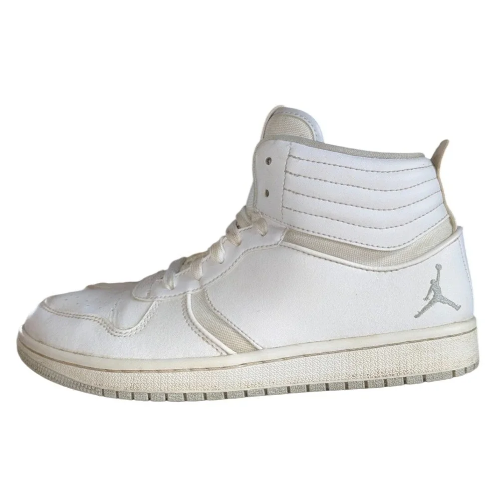 Nike Air Jordan Heritage All‎ White Basketball Sneakers Size 8 886312-100